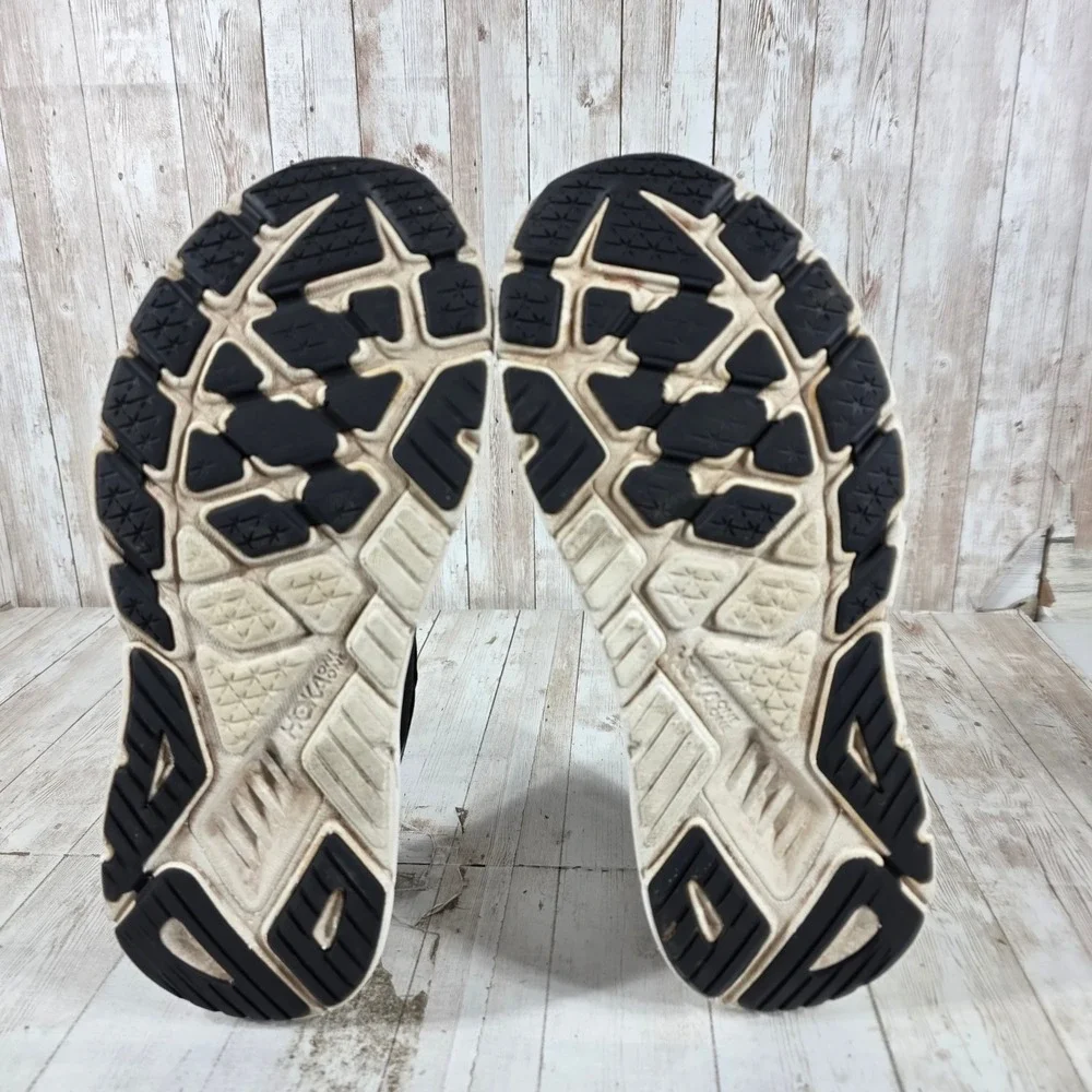 Hoka Arahi 7 Womens Running Shoes Black White 1147851 BWHT Size 11 B